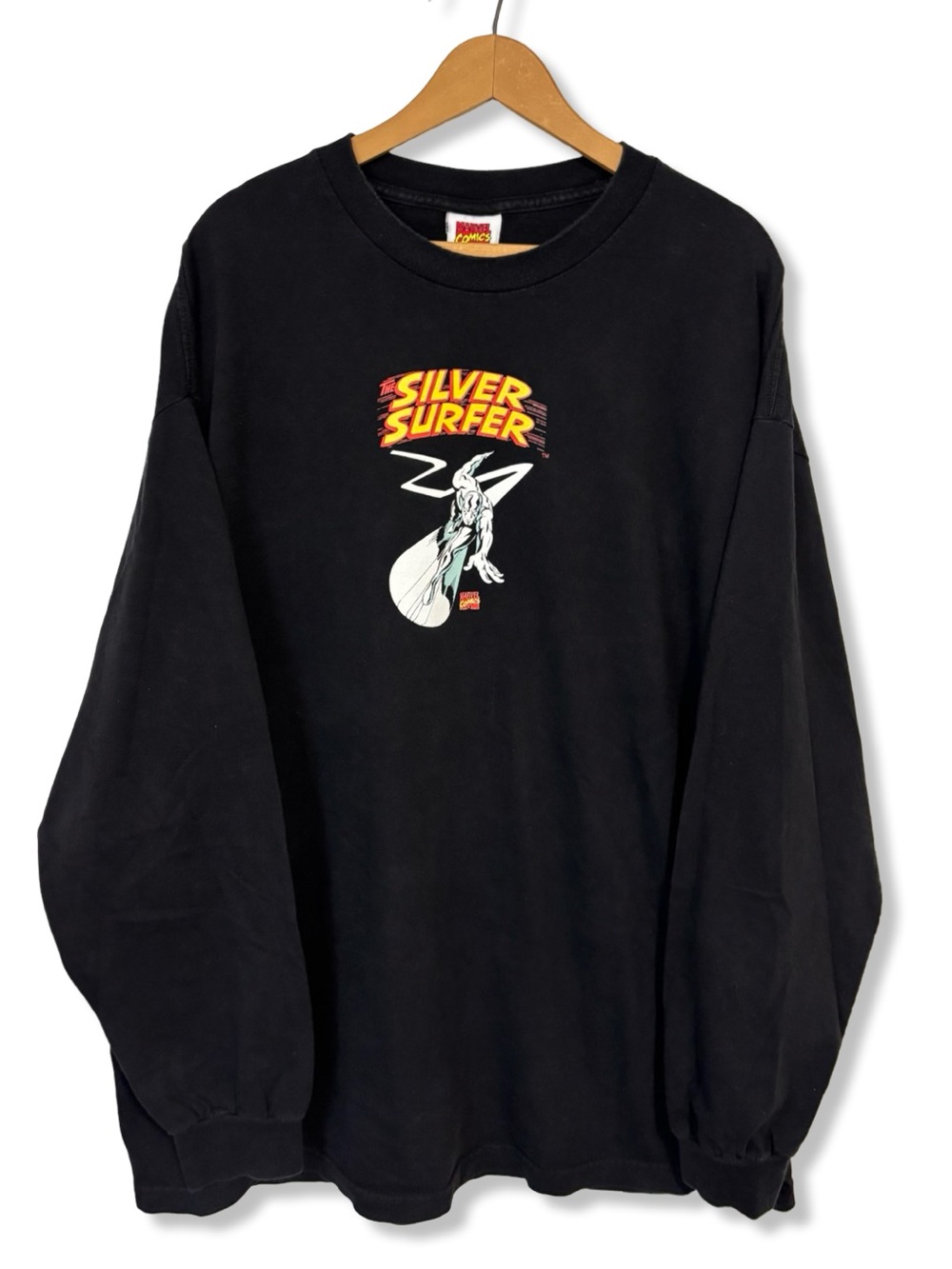 Vintage 00s Marvel Silver Surfer Black Graphic Long Sleeve Tee